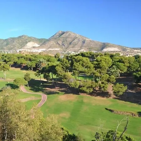 Hermoso Alquiler -Piscina - Playa - Campo De Golf Benalmádena